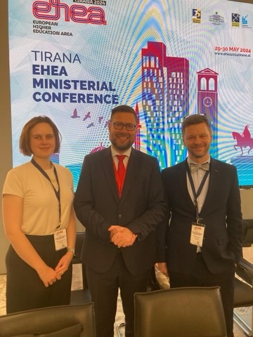 Tirana2