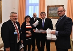 PM, vláda, odbory